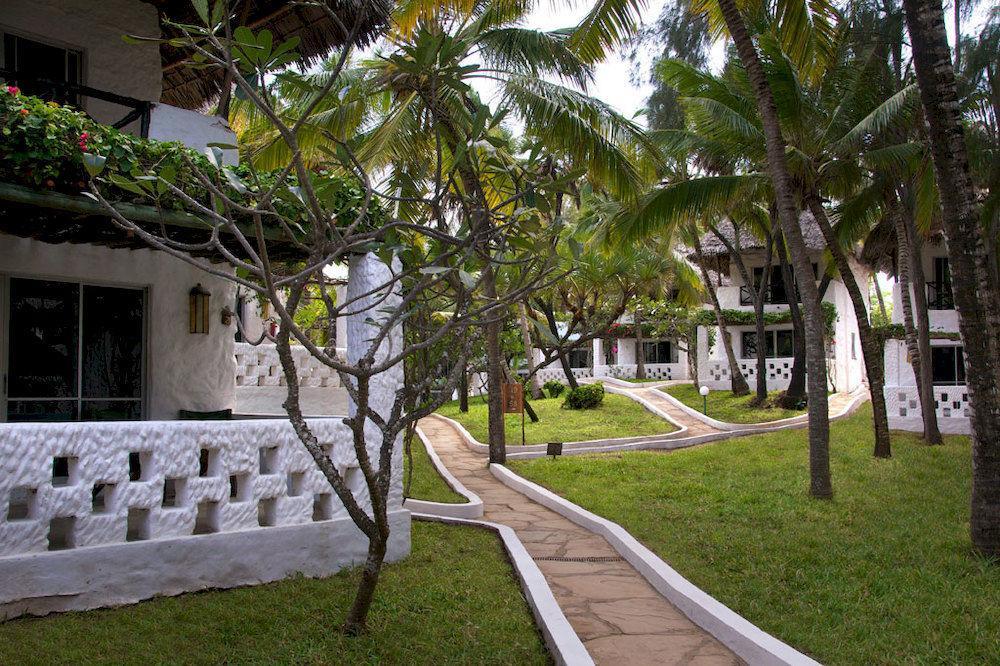 Barracuda Inn Resort Watamu Exterior photo
